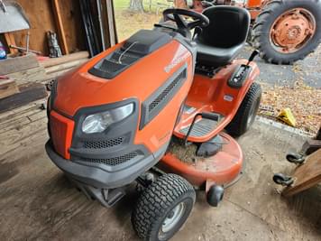 Main image Husqvarna YTH22V46